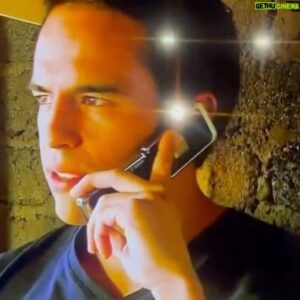 Guillermo Iván Instagram - I just found this on Mexican television 😆 📺 😃 #tbt 
Miren lo que me encontré en la televisión mexicana 😂 📺 😂 🇲🇽 #tbt♥️ 

#guillermoivan #tbt #television #actors #actores #latinos