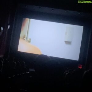 Guillermo Iván Instagram - More of those moments of “RUNING ERINS” at @manhattanfilmfestival 

Picture by @eduardoferminphotonyc 

#movies #films #guillermoivan #actors #actorslife #newyork #usa #tv #shows #manhattan #usa #filmfestivals