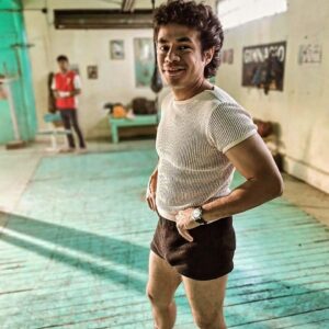 Guillermo Villegas Instagram - El turno de las Caritas en personaje. 

Vote usted por su fav.