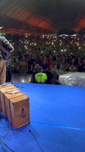 Guíto Instagram - Momentos raros em Tiradentes !! Foi Maravilhoso esse carinho de todos! Obrigado minha terrinha amada ! Sur de Minas , Campo das vertentes ! #tiradentes #guito
