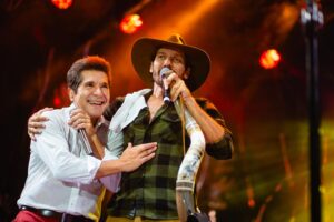 Guíto Instagram - Foi mágico !! Um lindo Show ! Melhor ainda conhecer esse grande artista !! @cantordaniel #guito