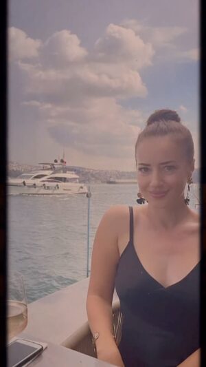 Gülşah Ertuğrul Instagram - Birthday girl🎂🥂 #libraseason