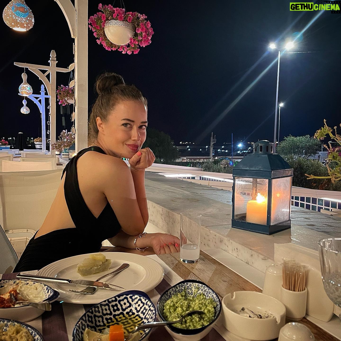Gülşah Ertuğrul - 3 Likes - 💠