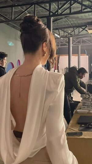 Gülşah Ertuğrul Instagram - 🪬🍀 #greenbox #backstage