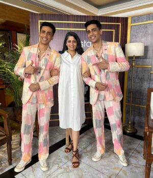 Gulshan Devaiah Instagram - Mere Karan-Arjun aa rahe hai 21 June ko @disneyplushotstar pe 🎬

#BadCopOnHotstar

@fremantleindia @aditya_datt @gulshandevaiah78 @anuragkashyap10 
@itsharleensethi @aishwaryasushmita @saurabhsachdeva77