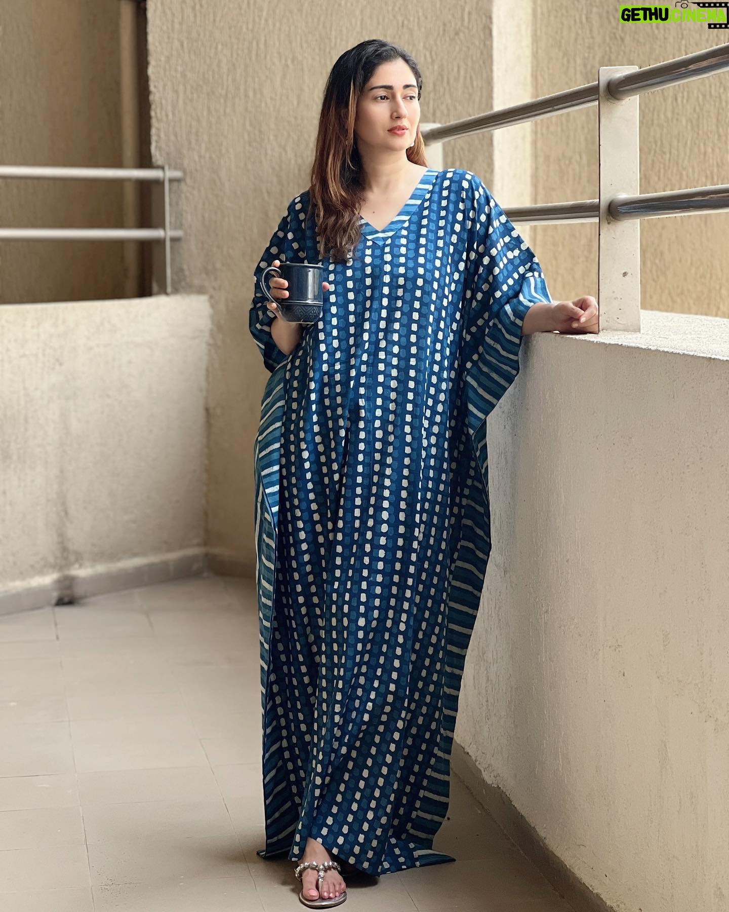 Gungun Uprari - 21.2K Likes - Dressing up for summer vibes ❤️
With @unidraa 🌸
.
.
.
.
.
.
.
#suits #fashion #suit #style #suitstyle #dresses #onlineshopping #indianwear #kurti #ethnicwear #bridal #menswear #kurtis #dress #punjabisuits #instafashion #cotton #wedding #designer #indianfashion #ethnic #designersarees #lehenga #fashionblogger #india