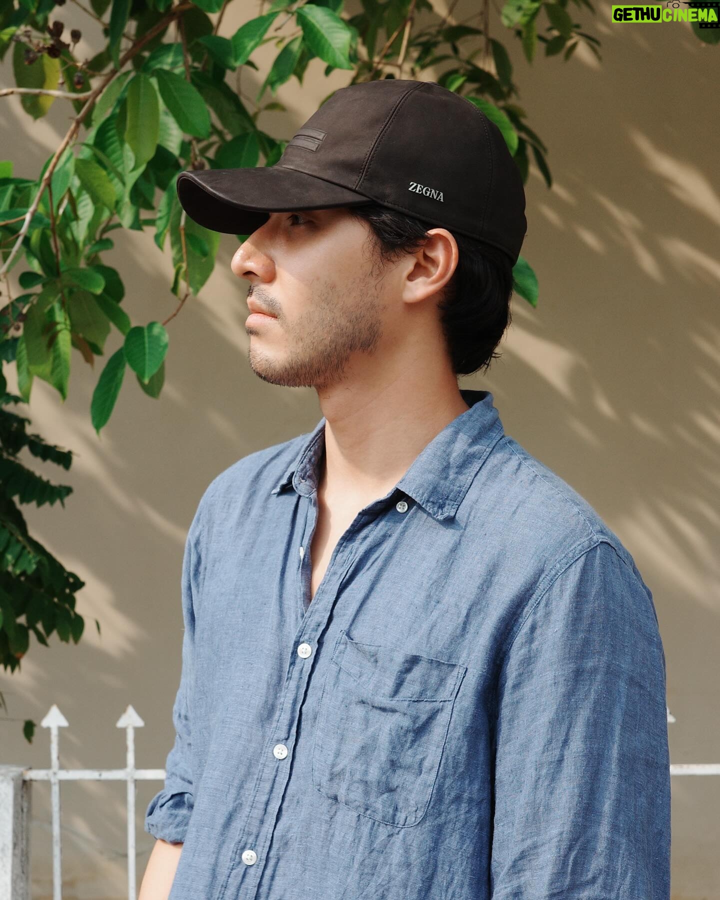 Gunn Svasti - 3 Likes - Don’t forget your cap for a really sunny day
☀️ ⚾️ 🧢
#SECONDSKIN #ZEGNA #ZEGNASS24