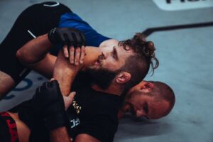 Gunnar Nelson Instagram - Great technical work with the champ @jirkaprochazka last night @mjolnirmma. What a mover! All the best brother🙏

Photos: @isleifureli