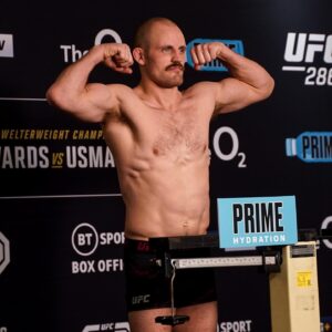 Gunnar Nelson Instagram - 170✅ 💪🥋👊 
Gunnar Nelson hits the scale with ease. Cutting weight is never easy but this was probably one of the best cuts of Gunnar’s career. Now it’s time to fuel up and put on a show tomorrow night👊
#UFC286 #UFC #MMA #Mjolnir #Mjolnirmma