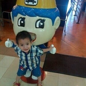 Guntara Hidayat Instagram - Barakallah Fii Umrik Zidan raditia hidayat
Wilujeng tepang taun anak papa 
Semoga sehat2 selalu..rajin ibadah.sholat .ngaji nya
Jasi anak yg soleh
Tambah pinter...sayang ama papa n mama
Jgn berantem mulu ama alya n iban😁😁😁
Jgn cengeng trus 🥰🥰🥰🥰🥰🥰🤩🤩🤩🤩🤩🤩🤩🤩