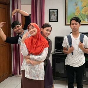 Guntara Hidayat Instagram - Selalu bersama......KELUARGA KOSWARA