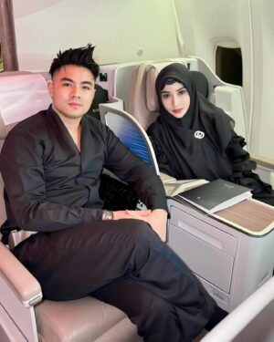 Guntur Triyoga Instagram - Terimakasih Tuhan (Allah S.W.T) 
Lancarkan & Mudahkanlah Niat ibadah kami ❤️
Sesungguhnya engkau Maha Mendengar Lagi Maha Penyayang.

Semoga Sahabat semua segera mendapatkan panggilanmu. Aamiin 😇
#masyaallahtabarakallah #husbandandwife #untiljannah