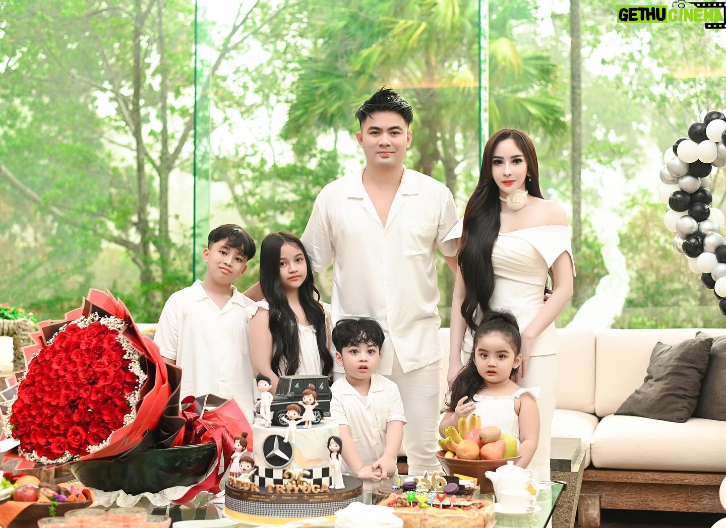 Guntur Triyoga - 119.2K Likes - When we have each other, we have everything.
A happy family is heaven on earth ❤️