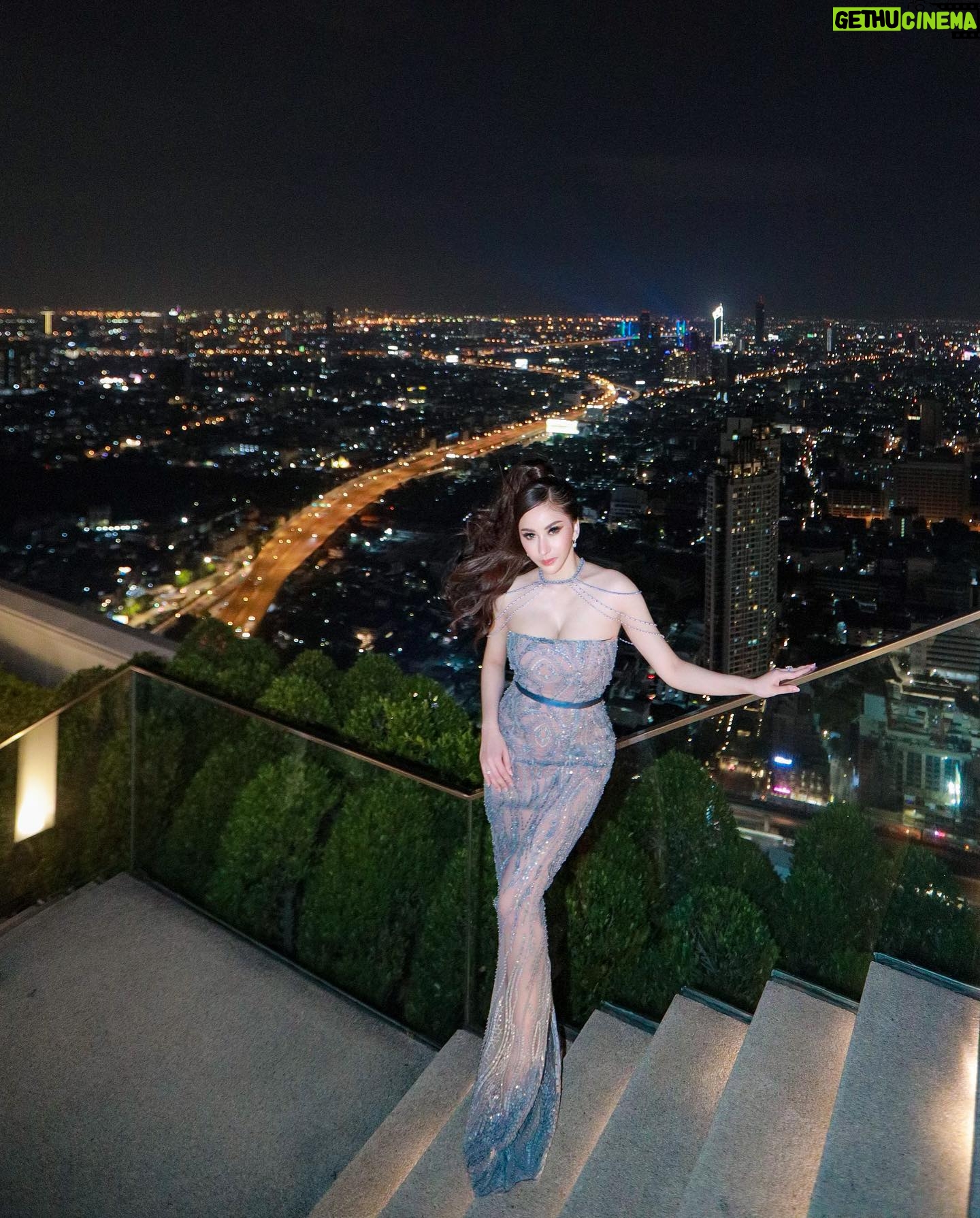 Guntur Triyoga - 76.6K Likes - Beautiful View With Beautiful Wife ❤️