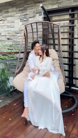 Guntur Triyoga Instagram - Sejatinya Tanpa di Sadari, Kita Adalah Peniru Orang Tua Kita 💕 #parenting #husbandandwife