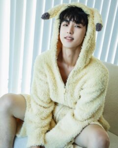 Actor Guo Junchen HD Instagram Photos and Wallpapers March 2024
