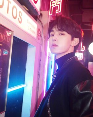 Guo Junchen Instagram - I scorched the earth with my talent and I let my light shine.