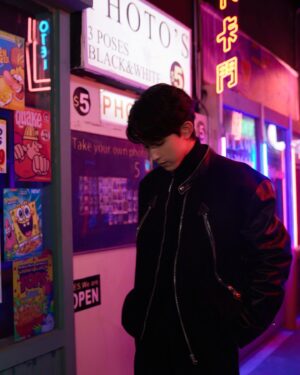 Guo Junchen Instagram - I scorched the earth with my talent and I let my light shine.