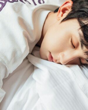 Guo Junchen Instagram - 😴