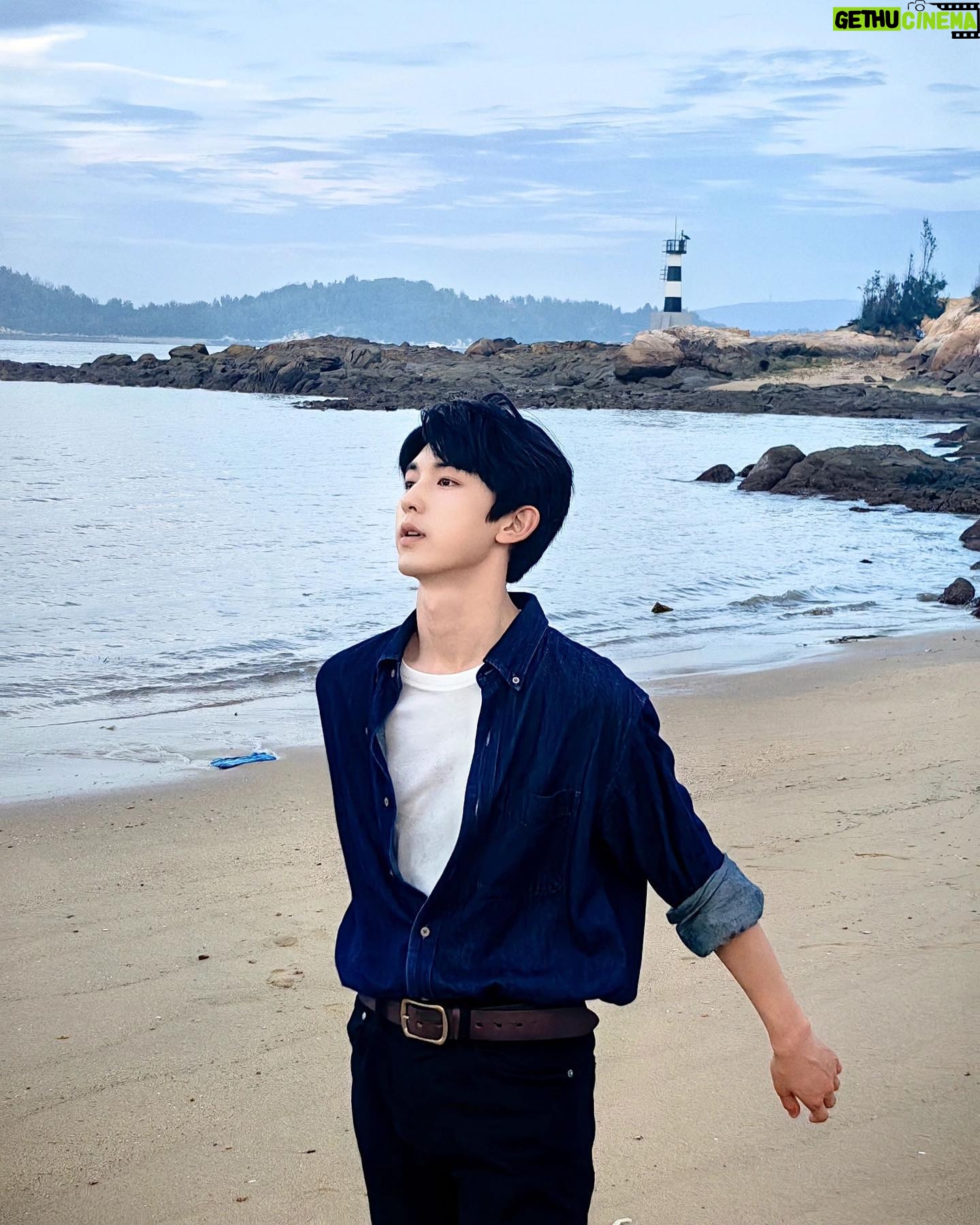 Guo Junchen - 66K Likes - Don’t ruin a good day by thinking about the possibility of a bad day in the future. Just enjoy the present moment :)