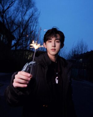 Guo Junchen Instagram - 小年快乐～
