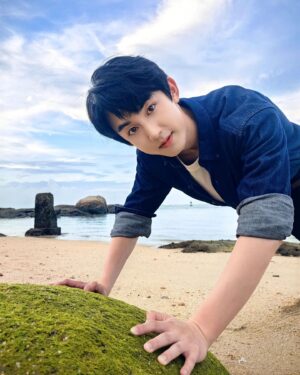 Guo Junchen Instagram - Don’t ruin a good day by thinking about the possibility of a bad day in the future. Just enjoy the present moment :)