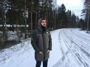 Guram Narmania Instagram - Место под соснами.
#гурамгрузин #rakamakafo