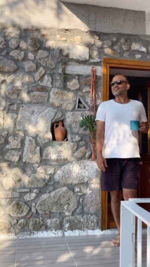Gürgen Öz Instagram - İşte güne keyifle başlıyorum! Ve yine çıldırmıyorum…