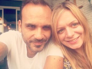 Gürgen Öz Instagram - 💐 @emilyozdiary ✨ #10thyears 🎉🥂