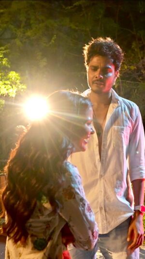 Gurnazar Instagram - Aise Hi Haste Khelte Shoot Kiya Humne #dostbanke ❤️

@officialrfakworld @gurnazar_live @priyankachaharchoudhary @kushagrathakurofficial @kartikdevofficial @iamgauravdev @eypcreations @warnermusicindia #gurnazar #gurnazarlive #priyankachaharchoudhary