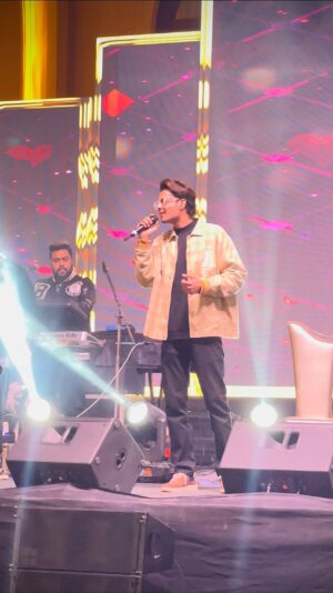 Gurnazar Instagram - #tukadonaawenga ❤️🕊

#gurnazarlive