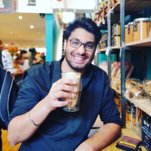 Gursimran Khamba Instagram - Hello friends coffee pii lo par bahut zaada mat peena acidity jeevan haraam kar deti hai