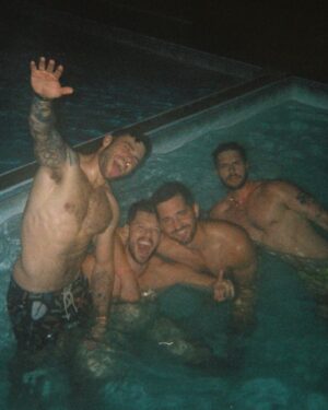 Gus Kenworthy Instagram - Some pics from FIP two weeks ago. Sorry for the delay, it had nothing to do with me struggling over caption options and everything to do with the Kodak film needing to be DEVELOPED which takes time. Thank you for understanding.