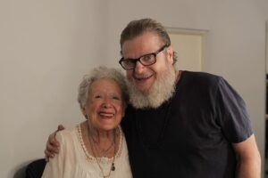 Gustavo Santaolalla Instagram - Hasta la victoria siempre Querida #noritacortiñas !
❤️
♾️
☀️ 
✨
Memoria, Verdad y Justicia !