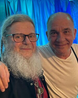 Gustavo Santaolalla Instagram - Encuentro con #dariograndinetti 
@bartabernagaribaldi