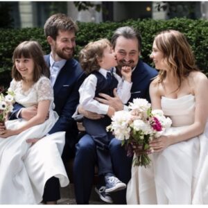 Guy A. Lepage Instagram - Quand ton anniversaire de mariage coïncide avec la fête des pères. (16/06/2018-16/06/2024)
Bébéatrice, Théo, TomTom, PapaGuy, Mamanie ❤️

📸 @julieperreaultphotographe