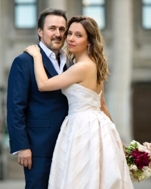 Guy A. Lepage Instagram - Noces de bois aujourd’hui avec @mel_campeau 
Une femme qui fait toujours les bons choix. La preuve, elle m’a choisi !
❤️❤️❤️❤️❤️

📷 @julieperreaultphotographe (2018)