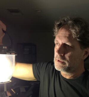 Guy Ecker Instagram - En medio de la pandemia y sin luz!