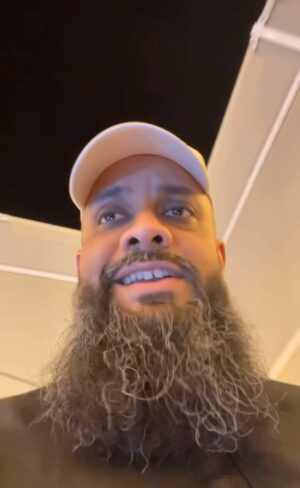 Guz Khan Instagram - LOVE IT HERE 🤲🏾💙🫵🏾