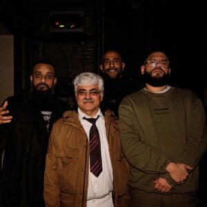 Guz Khan Instagram - My team, Allahumma Baarik. There ain’t none better. 📸 @hvrisworld