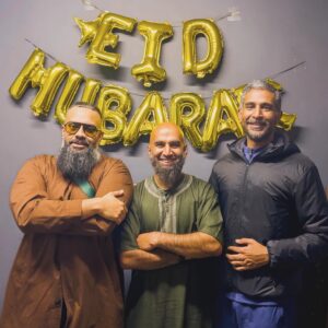 Guz Khan Instagram - Eid Mubarak from me, Terrence and Cuthbert. 🇵🇸