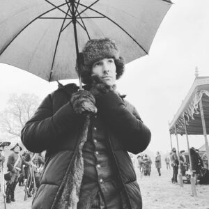 Gwilym Lee Instagram - Fond memories of some the amazing people, stunning locations, outrageous costumes (including my favourite Ewok gloves), and general japes, high jinks and good times that made up Season 2 of The Great. Oh…..and one helluva cute fur-ball of a dog. 

@thegreathulu Season 2 streaming on @hulu NOW! 

#thegreat #hulu #huzzah #dogsofinstagram