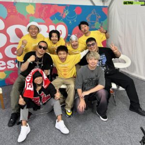 HAN-KUN Instagram - ごぶごぶフェス！！

最高過ぎたーーーーー！！

浜田さん！！

皆さん
ありがとうございました！！

さあ
最後まで楽しんで行こーーー！！

@hamachankyuzitsu 
#ごぶごぶフェス
#湘南乃風