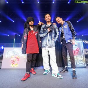HAN-KUN Instagram - OPEN MIC 

お次は

RAY

MCバトルでも
ぶちかましてた

"Jump Up"

でラバダブしたよ

#openmic 

@openmic.music 
@ray_singer 
@nonstopman1986