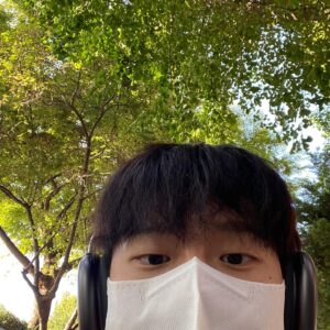 Ha Hyun Sang Instagram - 아직 여름 안갔구나..?