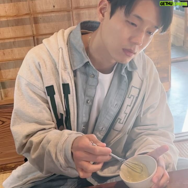 Ha Jun - 79.8K Likes - K남매 재미써? ㅎㅎ