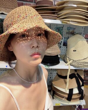 Ha Si-eun Instagram - 덥지만 재밌고 예쁜 여행🥰
