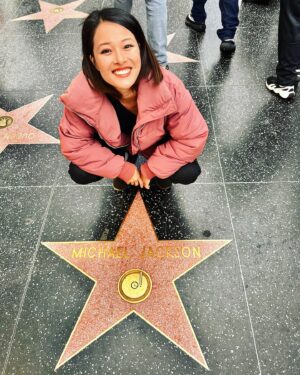 Ha Thanh Špetlíková Instagram - To do list v LA:
Hollywood foto ✔️
Chodník slávy✔️
Downtown✔️
Little Tokio✔️
Chinese town✔️
Korean town✔️
Universal city✔️
Beverly hills ✖️
Disney land ✖️ 
🇱🇷🌏🚶🏻‍♀️🙋🏻‍♀️
#traveling #lovetravel #travel #losangeles #california #usa #hollywoodstars #la