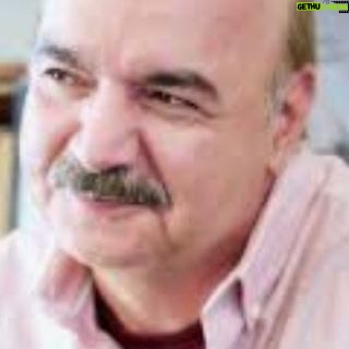 Habib Rezaei - 31K Likes - اقای طهماسب نازنین ۳۰اردیبهشت
روز تولدعزیزشمامبارک همه خندهها و رویاها وحالخوب بچهها والبته بزرگترها.
در عرض۲۴ ساعت واقعا،با کمک همه عزیزان یکجمع صوتی مهیا شد برای تبریک و بیشتر ابراز دلتنگی.هرنقصوکمبودی هست به کمال وارج خودتون ببخشید و بذارید به حساب اول کمبودوقت واصلش هم اینکه شما بالاسرکار نبودید...و بهانهای بشه برای این که بیاین ودوباره همه جمع بشیم انشالله...خدا حفظ کنه شمارو
@mrezahedayati
@mohamadbahrani_official
@bahador.maleki
@alisarabi
@negarestakhr
@hootanshakiba
@mo.loghmanian
@ehsaankaramy
@kazem_sayahi
#ایرج_طهماسب
#حمیدجبلی
#کلاه_قرمزی
#پسرخاله
#حبیب_رضایی
تدوین صدا و تصویر:
@alireza.vahdii
و
@reihanet
#تولد_عید_شما_مبارک
#کلاه_قرمزی
#پسرخاله