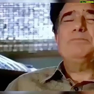 Habib Rezaei - 25.5K Likes - برای هر دم و بازدم این یگانه
بیجانشین باید سر به سجده شکر گذاشت... ،نفس ایران،امشب،از جم هوا میگیرد... و چه سیاه اندیشان تعجیل دارند به این سیاهپوش شدن فرهنگ ایران ...وا مصیبتا ..... یا پناه بی پناهان
خود میدانی از این روزگار پر از زخم و زحمت... پس این نفس را برقرار نگه دار .و.... آمین ... همین
#شجریان_محمدرضا
#شجریان_خسرو_آواز_ایران